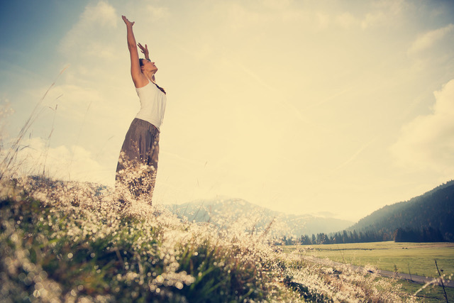 Vom Außen ins Innen.Vom Kopf in den Körper.Vom Tun ins Sein